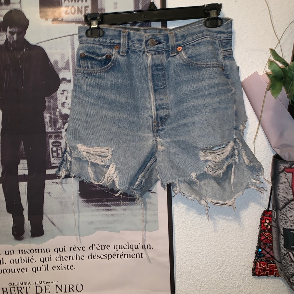 Vintage 1990s Levi’s high waisted shorts